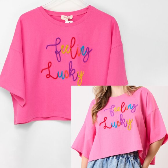 Peach Love "Feeling Lucky" Embroidered Patch Tee Cropped Rainbow Pink Small New - Picture 1 of 7